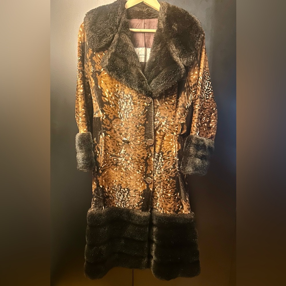 M Black/Brown Faux Fur Long Vintage 60’s Teddy Jacket/Penny Lane Hippie Coat